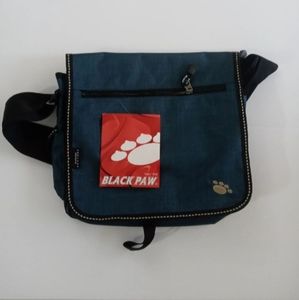 BlackPaw New York messenger bag